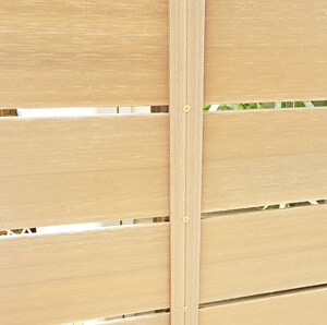 グローベン 複層合成木材　プラドフェンス 横板貼（目隠し）6段　スペーサー10mm　ジョイントあり　高さ1000mm 本体幅：2000mm